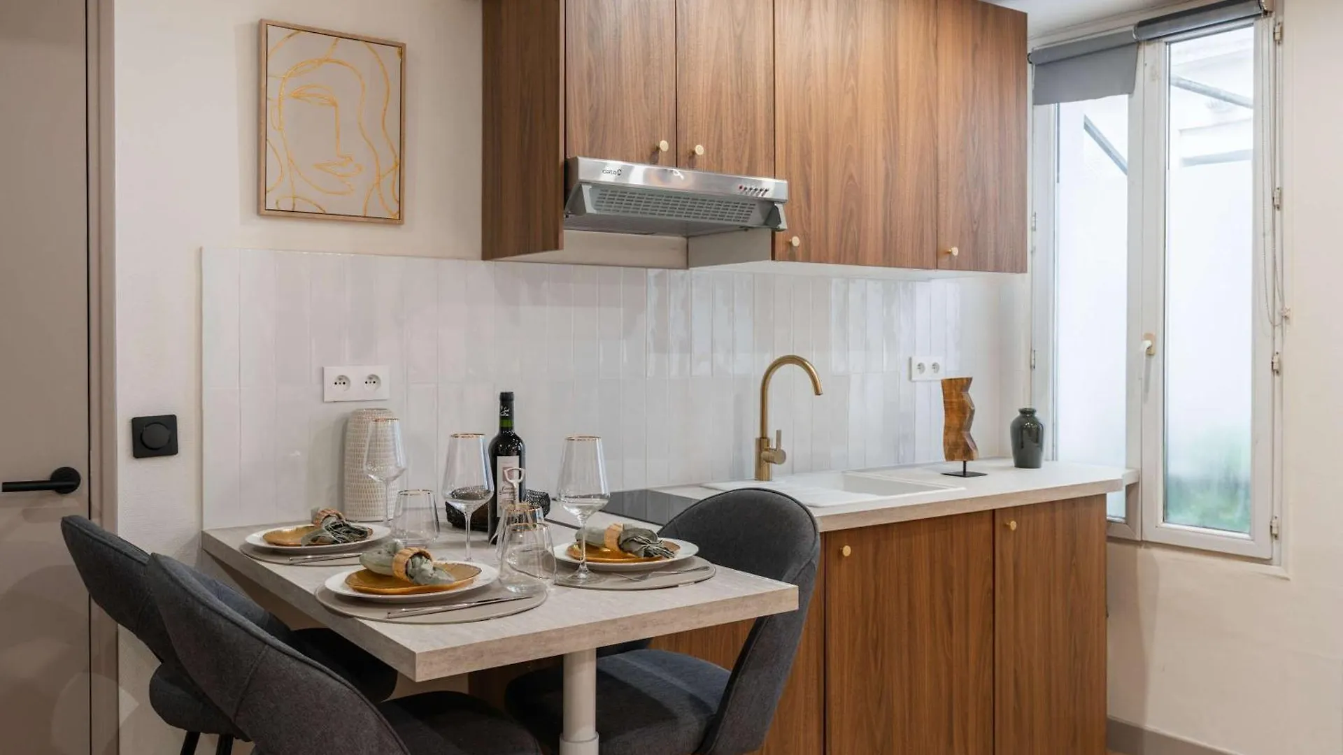 Studio For 4 People Near Montparnasse Paris