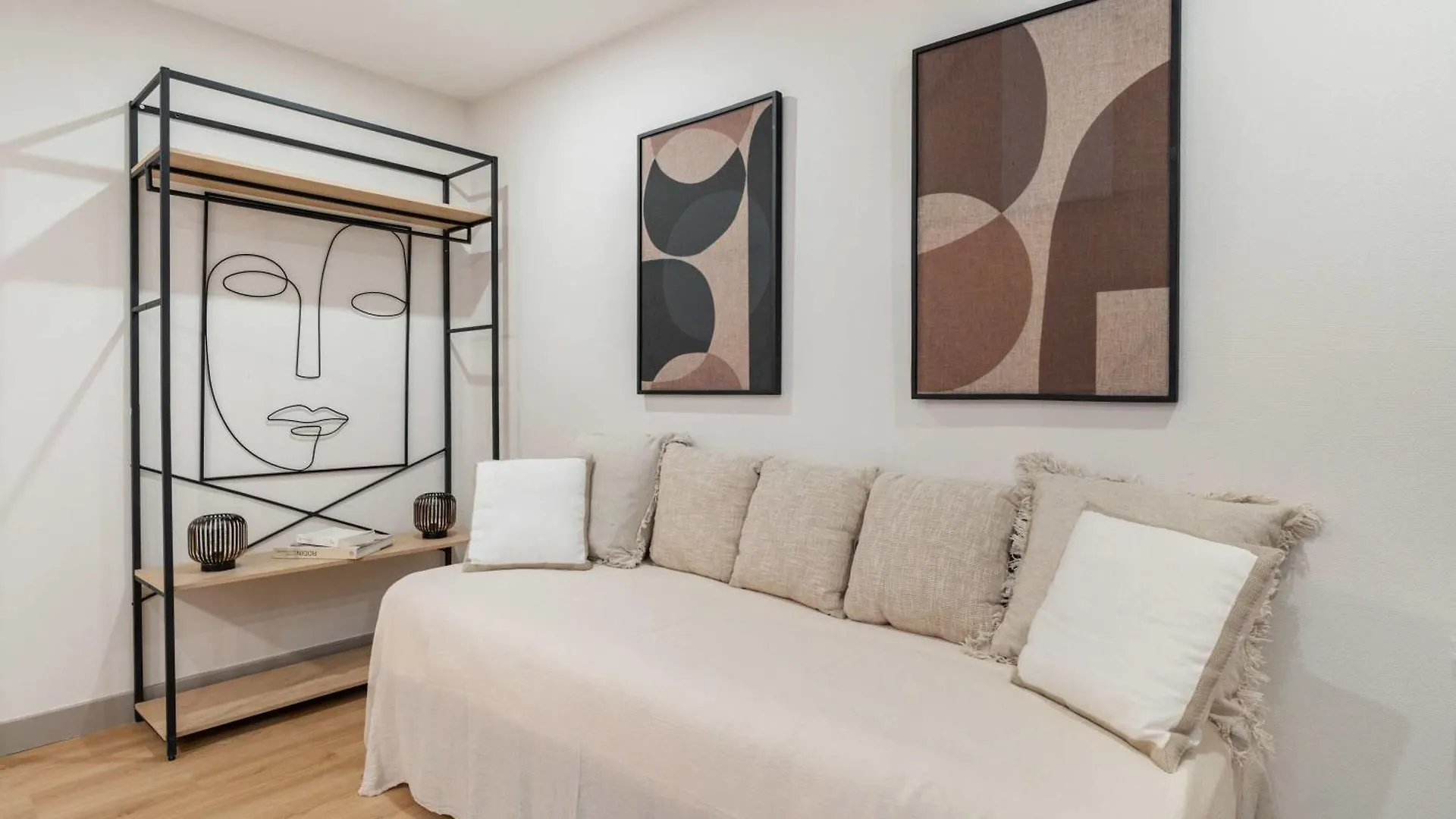 Studio For 4 People Near Montparnasse Paris