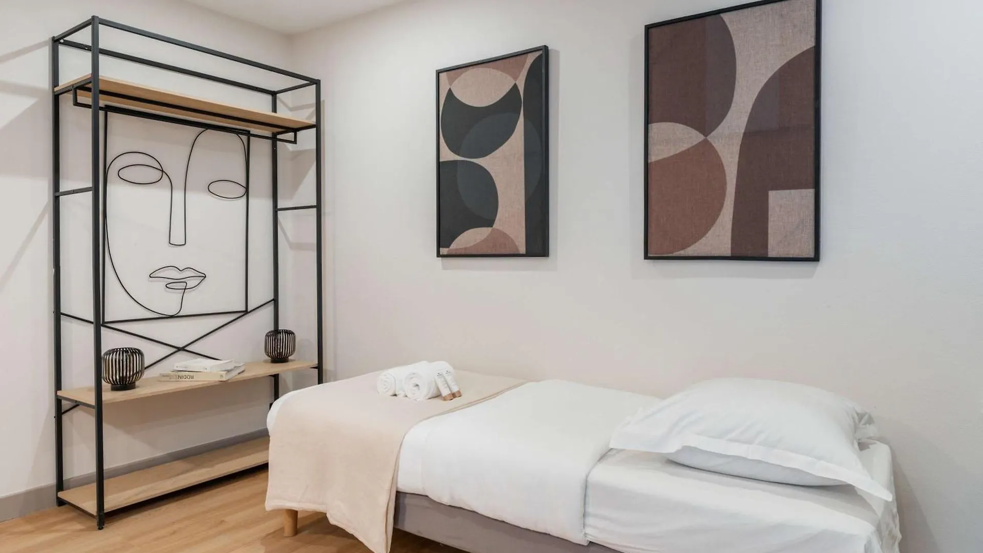 Apartment Studio For 4 People Near Montparnasse Paris France