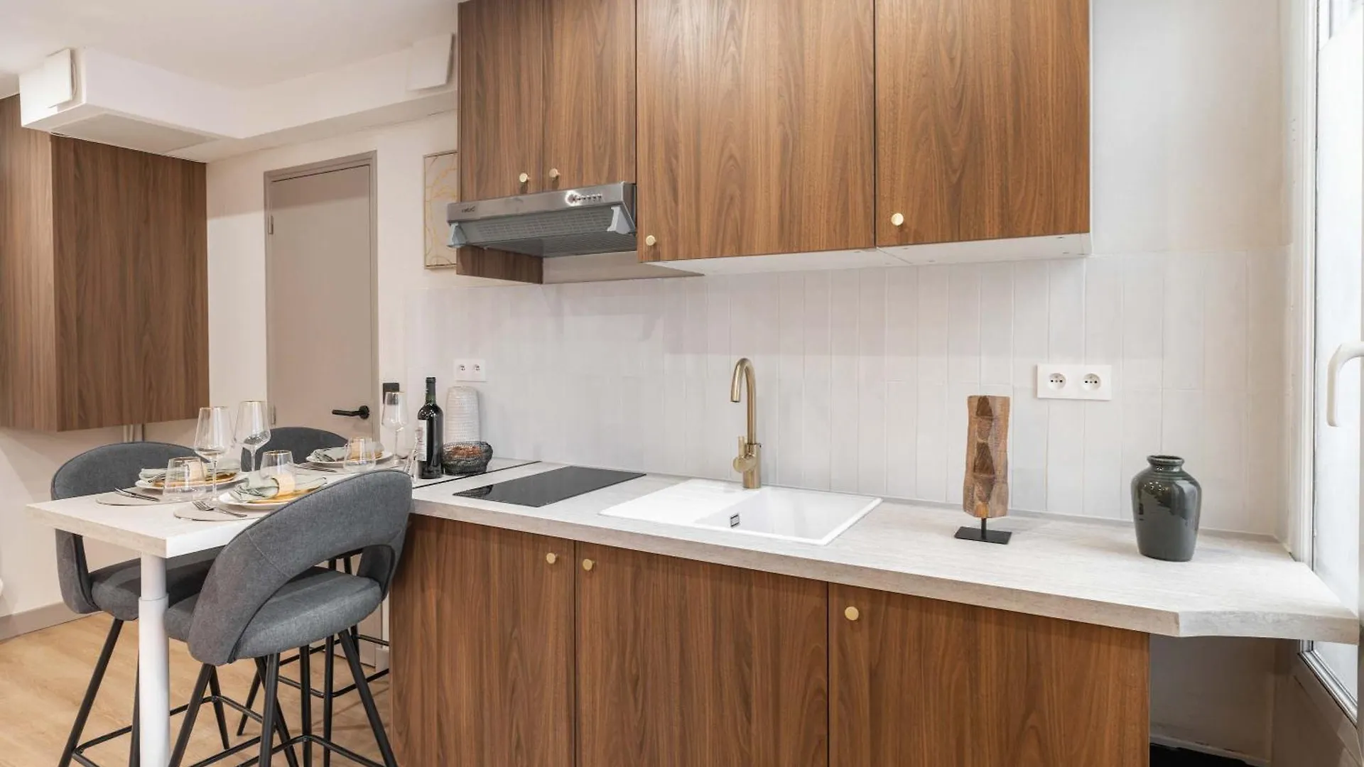 Studio For 4 People Near Montparnasse Paris France